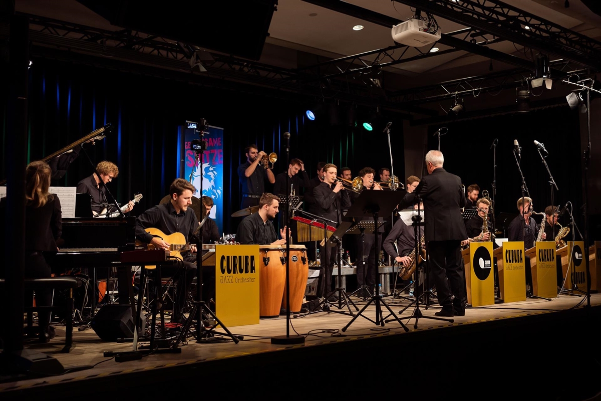 Bild des Curuba-Jazzorchester während des Wettbewerbes