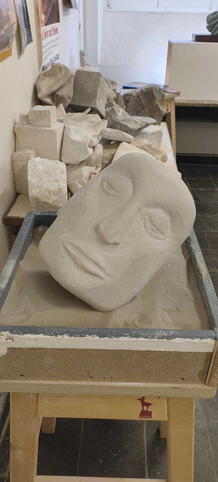 Ausstellung der Steinbildhauerei-Werkstatt_Copyright KuMs