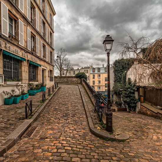 Symbolbild (Paris Montmartre) Eric Satie
